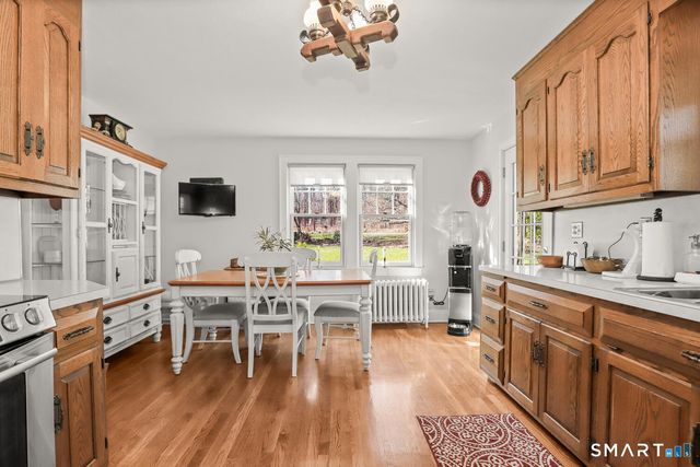 4 Kay Lane, Newtown, CT 06470