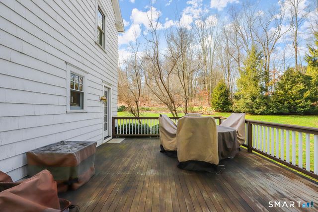 4 Kay Lane, Newtown, CT 06470