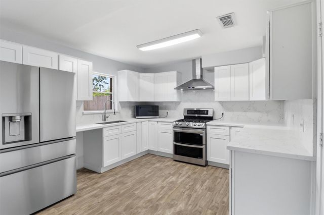 7701 Melrose Street, Houston, TX 77022