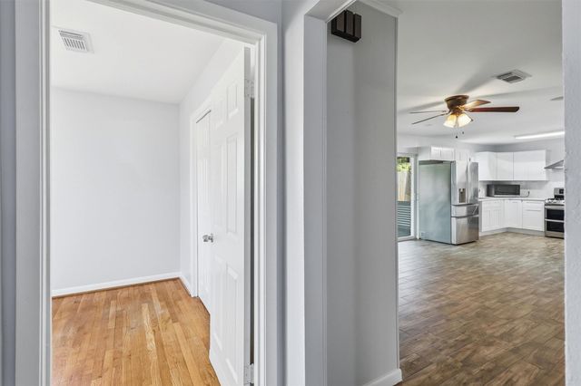 7701 Melrose Street, Houston, TX 77022