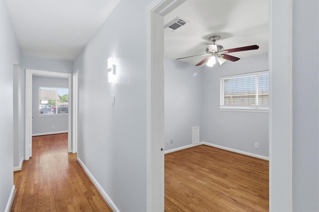 7701 Melrose Street, Houston, TX 77022