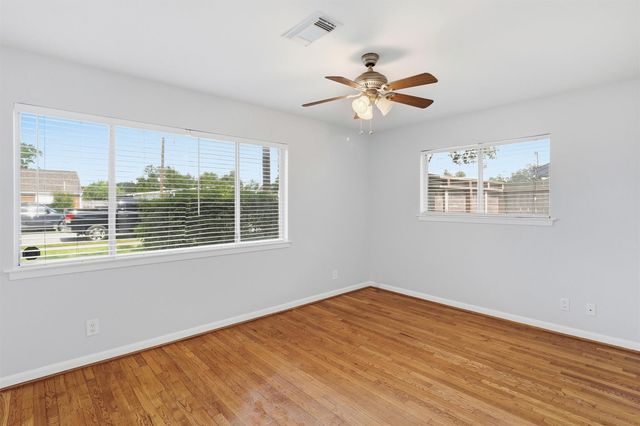 7701 Melrose Street, Houston, TX 77022