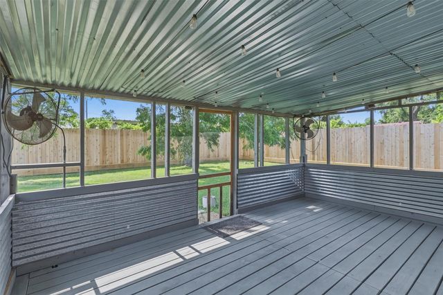 7701 Melrose Street, Houston, TX 77022