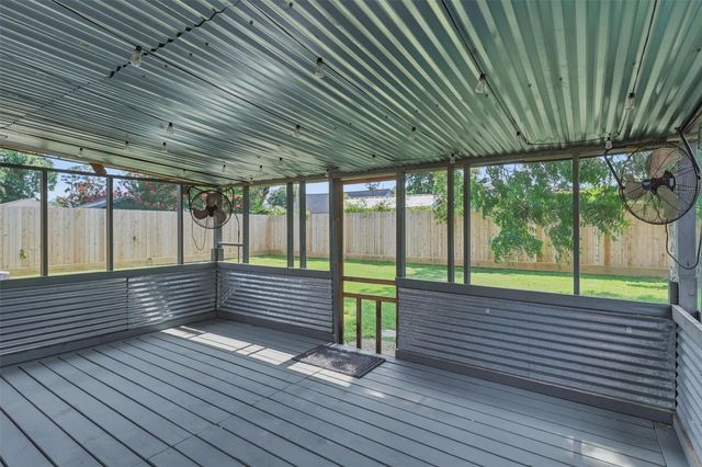 7701 Melrose Street, Houston, TX 77022