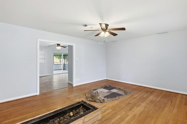 7701 Melrose Street, Houston, TX 77022