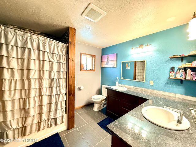 930 Baleen Avenue, Kenai, AK 99611