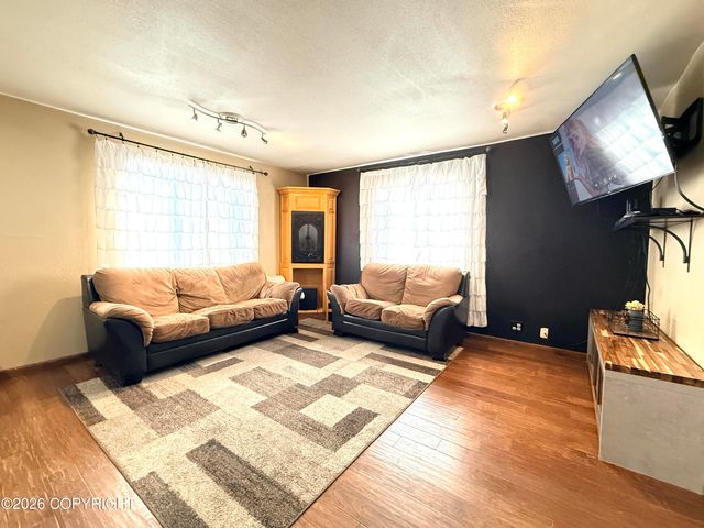 930 Baleen Avenue, Kenai, AK 99611