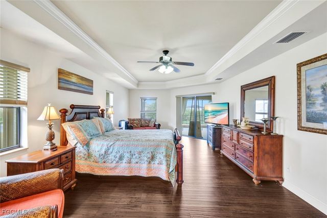 13 NW 8th TER, Cape Coral, FL 33993