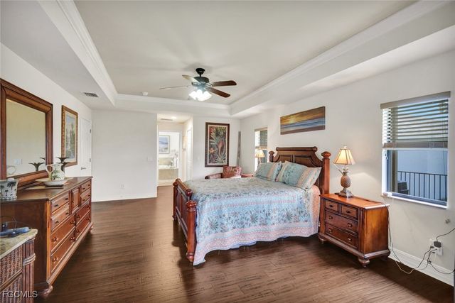 13 NW 8th TER, Cape Coral, FL 33993