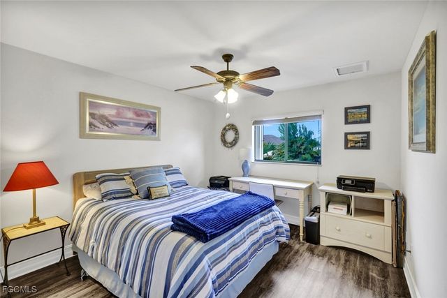 13 NW 8th TER, Cape Coral, FL 33993