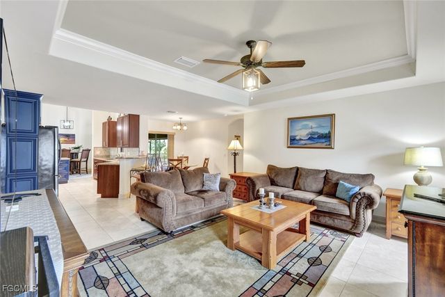 13 NW 8th TER, Cape Coral, FL 33993