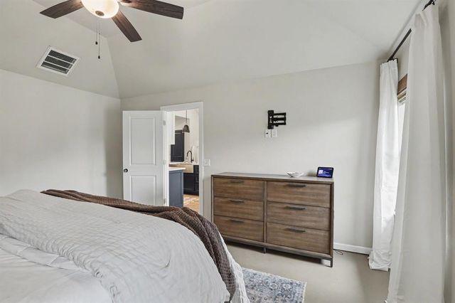 908 SE 30th Street, Moore, OK 73160