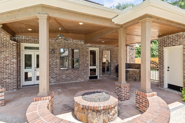 3103 Ivy Falls Drive, Houston, TX 77068