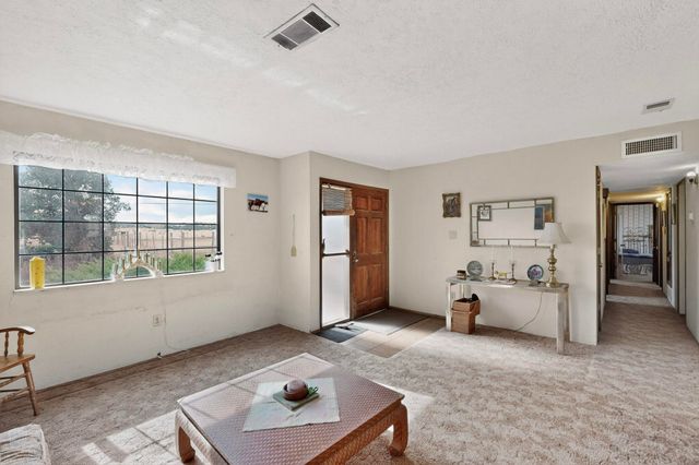 109 E Church Street, Edgewood, NM 87015