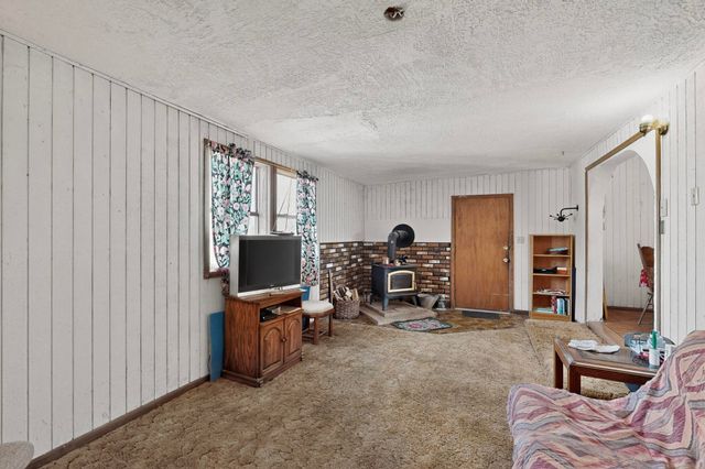 109 E Church Street, Edgewood, NM 87015