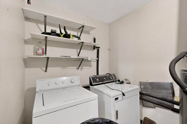 109 E Church Street, Edgewood, NM 87015