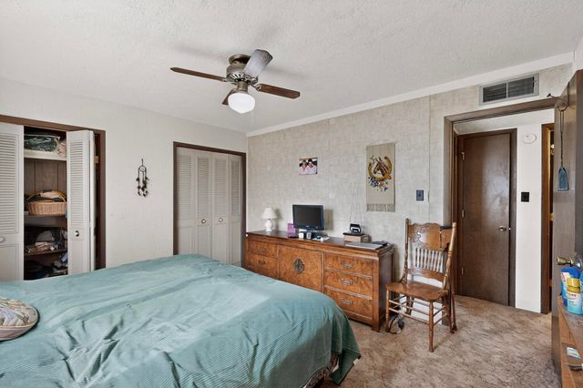 109 E Church Street, Edgewood, NM 87015