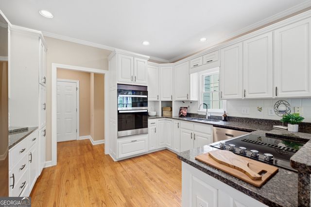 4880 Haydens Walk Drive, Johns Creek, GA 30022