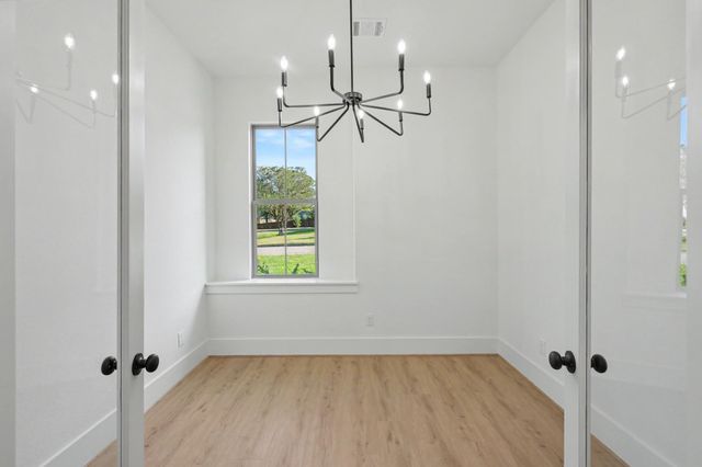 5442 Edgewater Court, Willis, TX 77318
