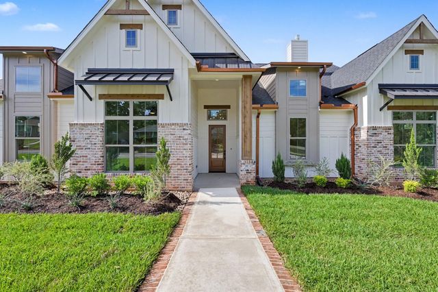 5442 Edgewater Court, Willis, TX 77318