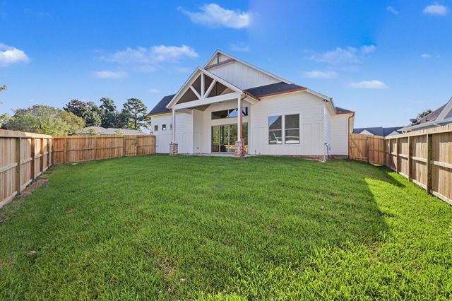 5442 Edgewater Court, Willis, TX 77318