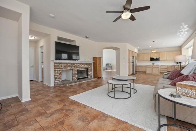 5216 Palmera Drive, Oceanside, CA 92056