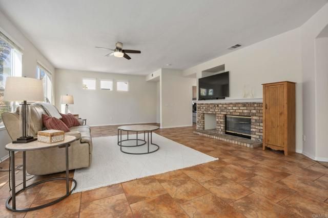 5216 Palmera Drive, Oceanside, CA 92056