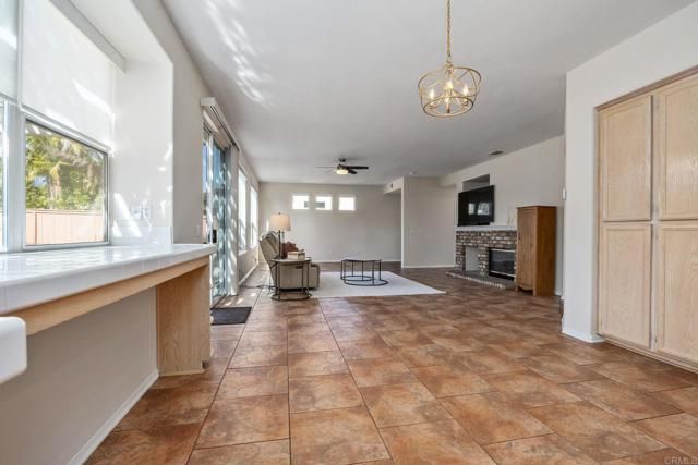 5216 Palmera Drive, Oceanside, CA 92056