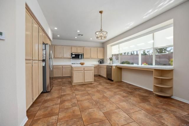 5216 Palmera Drive, Oceanside, CA 92056