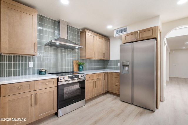 5635 N Camino De Las Estrellas, Tucson, AZ 85718