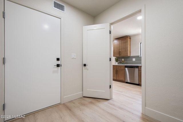 5635 N Camino De Las Estrellas, Tucson, AZ 85718