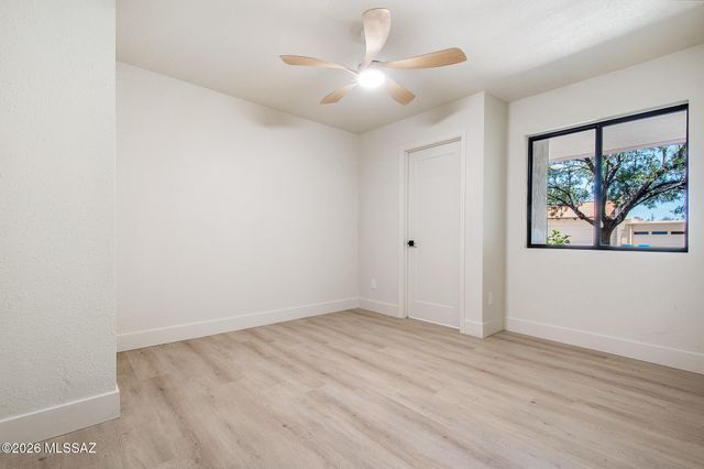 5635 N Camino De Las Estrellas, Tucson, AZ 85718