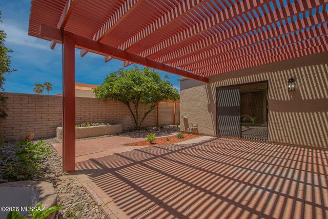5635 N Camino De Las Estrellas, Tucson, AZ 85718