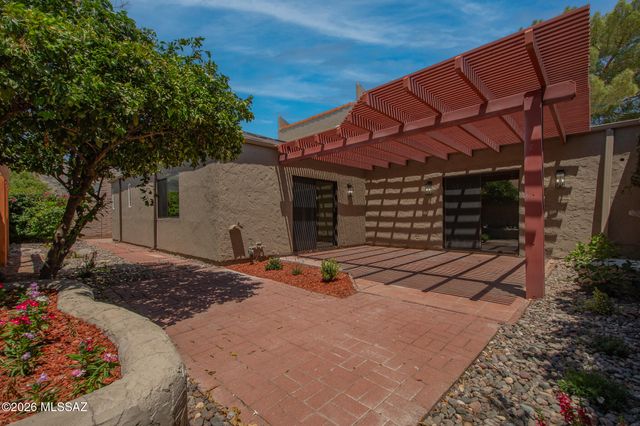 5635 N Camino De Las Estrellas, Tucson, AZ 85718