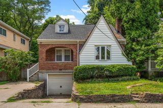 3445 Oak View Place, Cincinnati, OH 45209