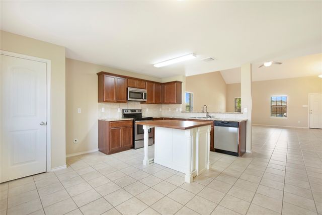 2007 Henly Drive, Forney, TX 75126