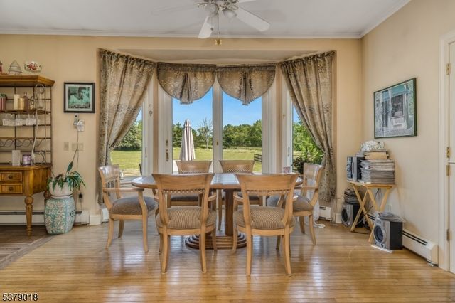 80 Deer Hill Rd, Tewksbury Twp., NJ 08833