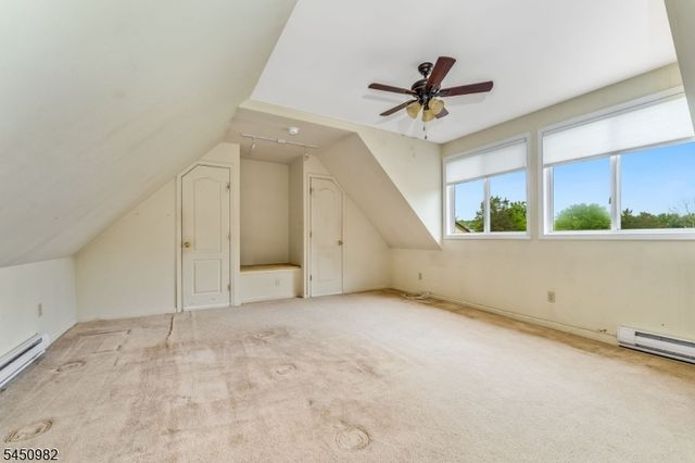 80 Deer Hill Rd, Tewksbury Twp., NJ 08833