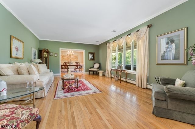 80 Deer Hill Rd, Tewksbury Twp., NJ 08833