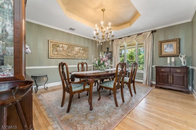 80 Deer Hill Rd, Tewksbury Twp., NJ 08833