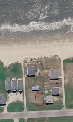 1282 Highway 87, Gilchrist, TX 77617
