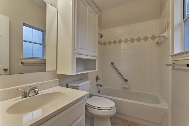 16707 Avenfield Road, Tomball, TX 77377