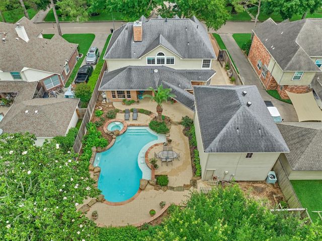 16707 Avenfield Road, Tomball, TX 77377