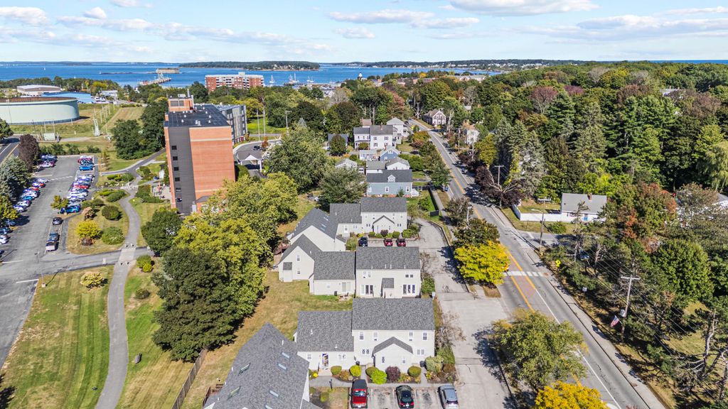 139 Broadway 11, South Portland, ME 04106 — photo 2