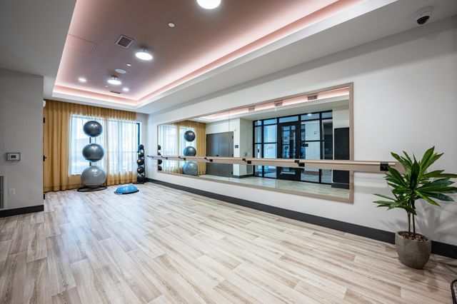 640 Wisconsin Avenue N 307, Golden Valley, MN 55427