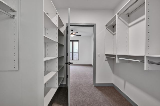 640 Wisconsin Avenue N 307, Golden Valley, MN 55427