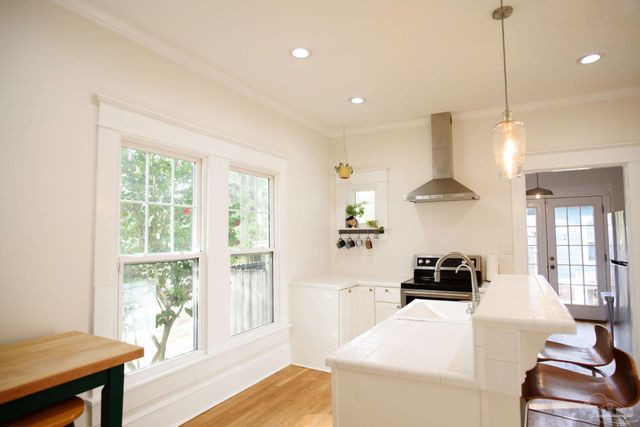 1500 E Jackson St, Pensacola, FL 32501