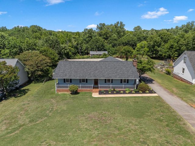 138 Parris Ridge Drive, Boiling Springs, SC 29316