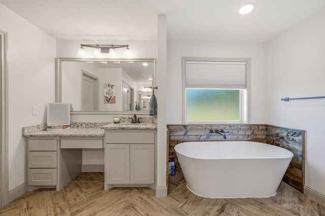 8681 Sari Strong Drive, Weatherford, TX 76087