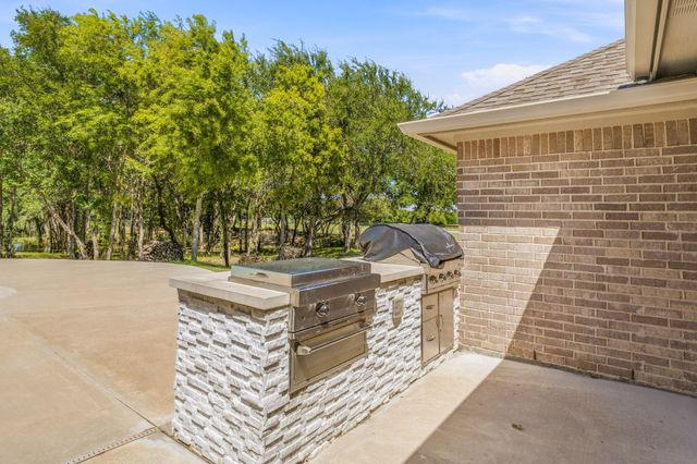 8681 Sari Strong Drive, Weatherford, TX 76087